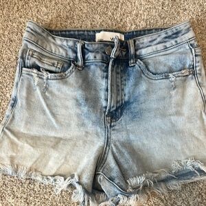 Vervet  Blue Jean Shorts High-Waisted Frayed Hem